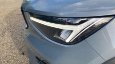 Volvo XC40 2.0 B4P Ultimate Dark 5dr Auto Petrol Estate